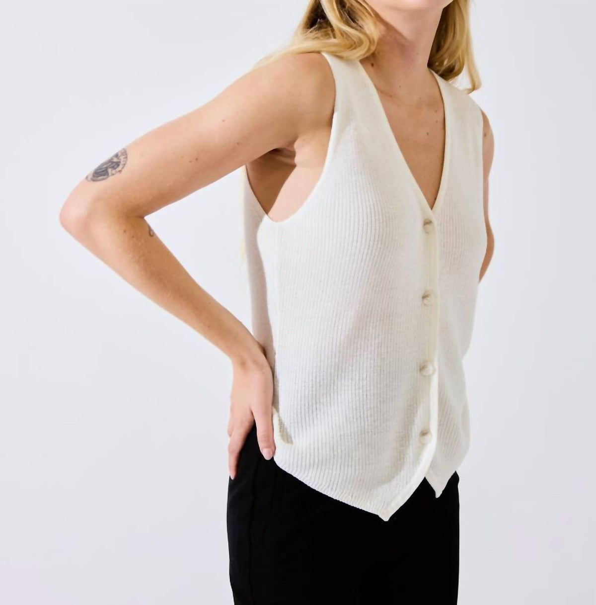 Brodie Cashmere - Knitted Waistcoat