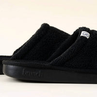 Brunch - Unisex L'essentiel Round Toe Slipper