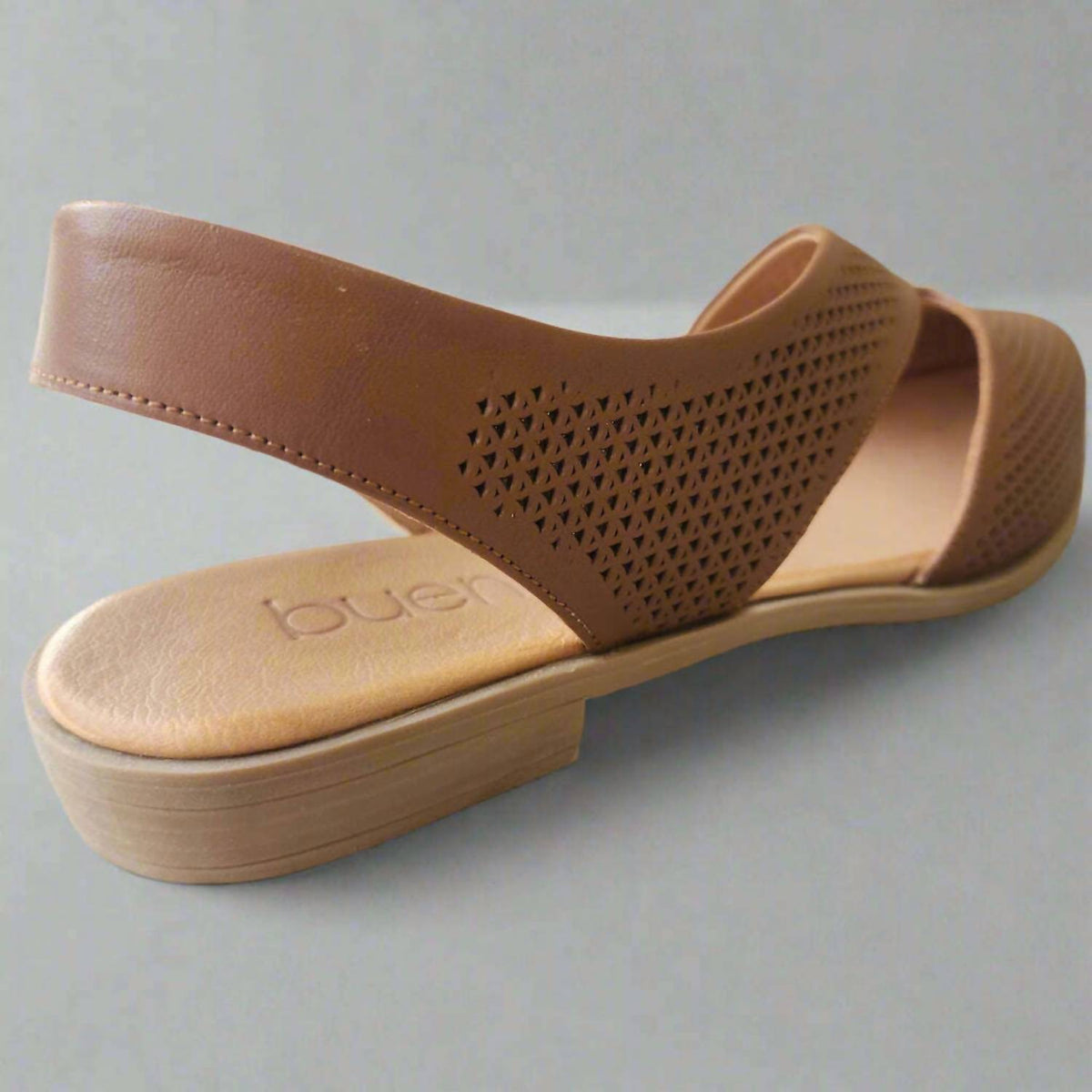 Bueno - Women's Bianca Flat Shoe