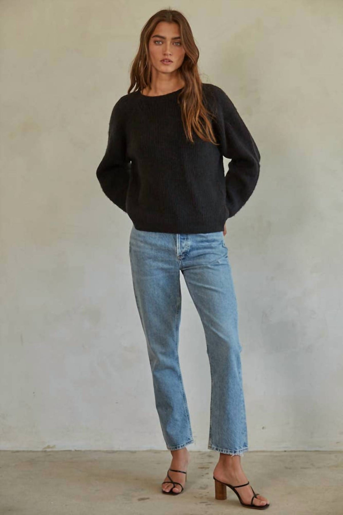 By Together - Belle Dia Round Neck Sweater