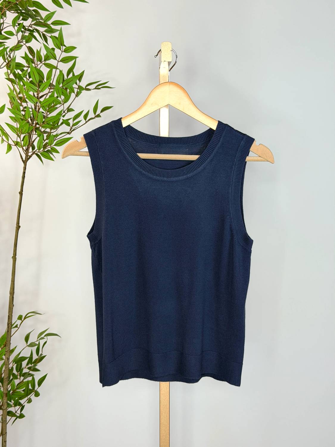 Be Cool - Women's Essential Poise Sweater Tank Top
