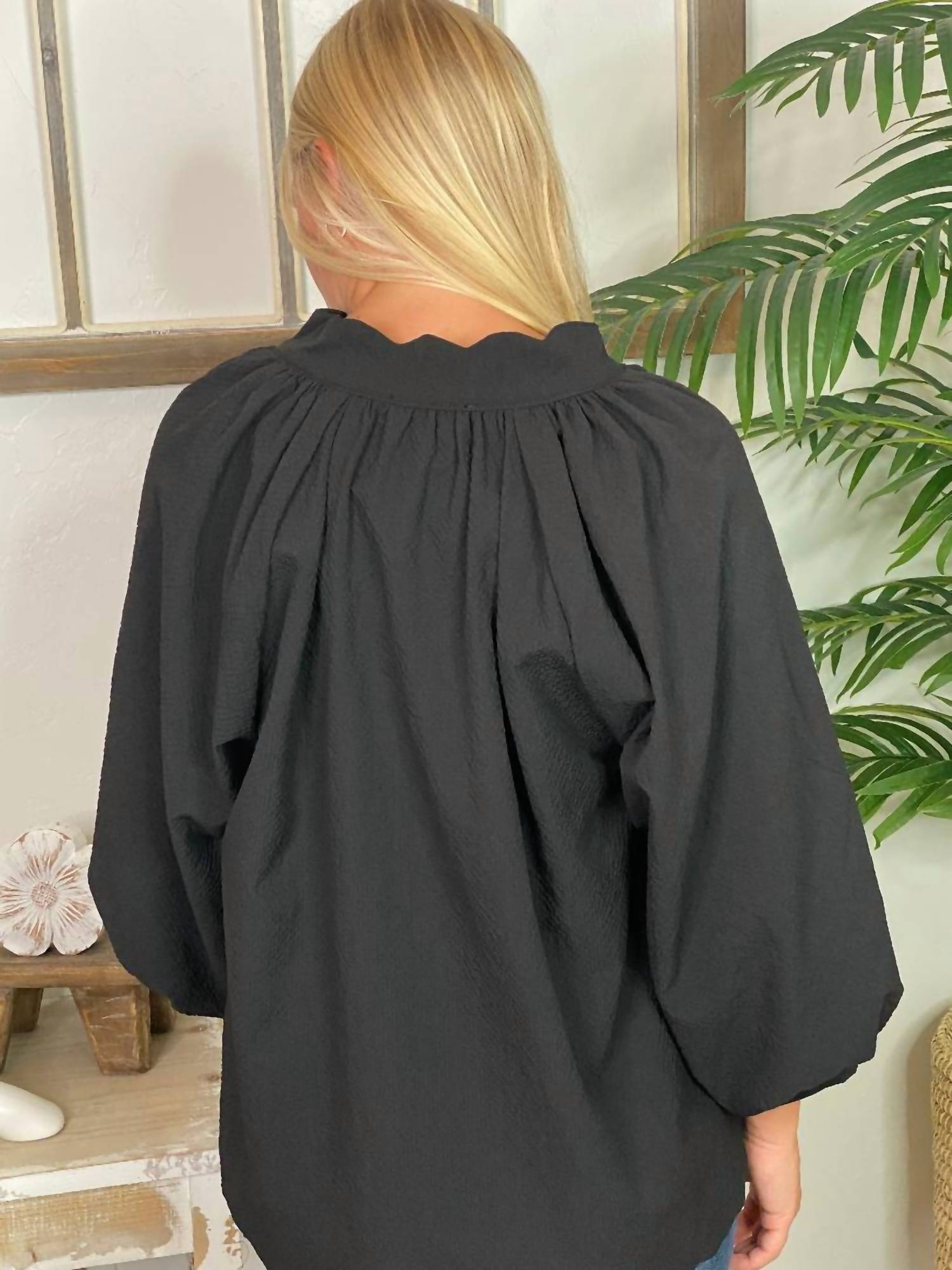 Umgee - V-neck Blouse With Balloon Sleeves