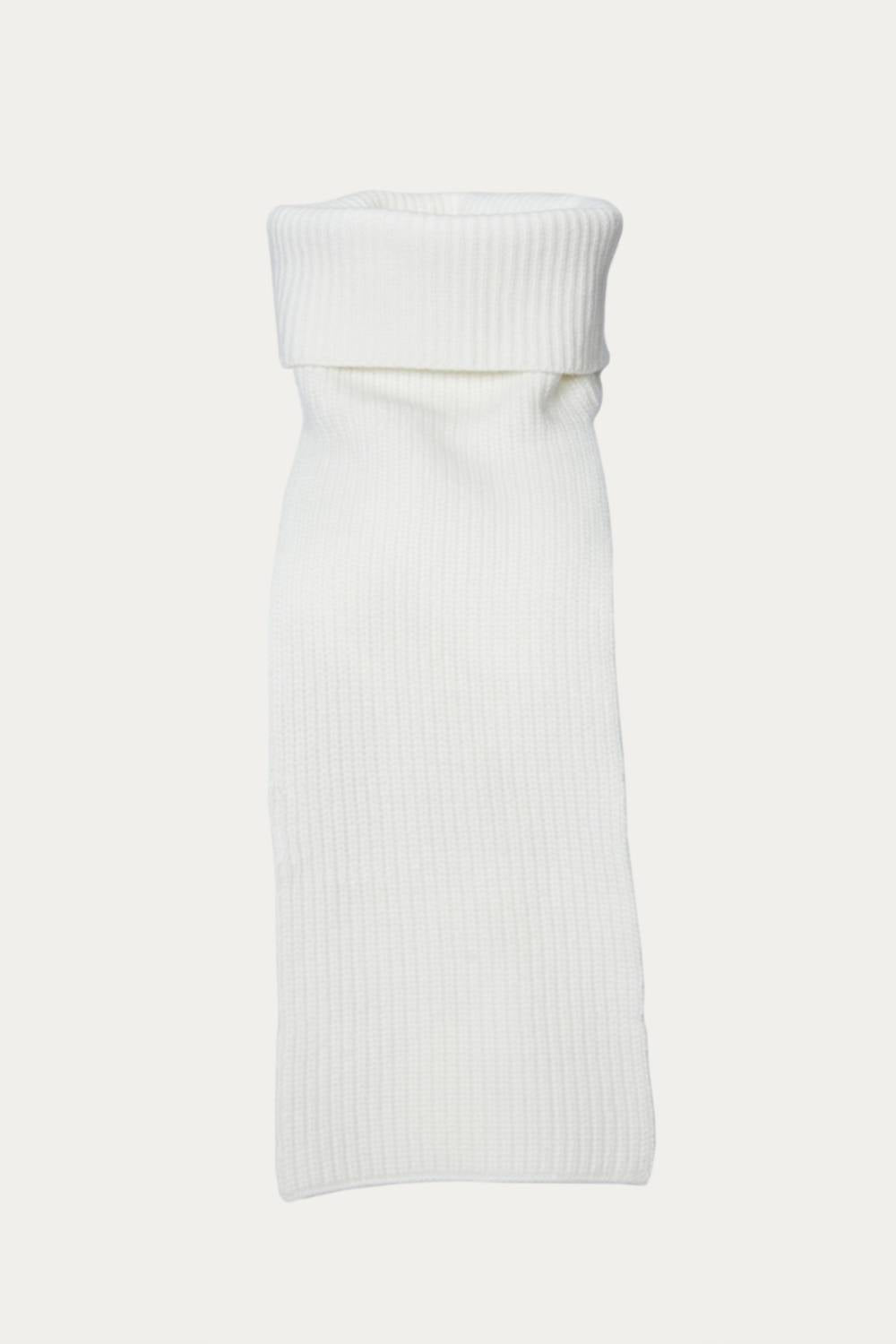 COLLARED SCARF