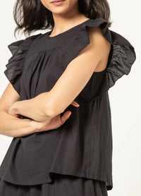 Lilla P - FLUTTER SLEEVE SEAMED TOP