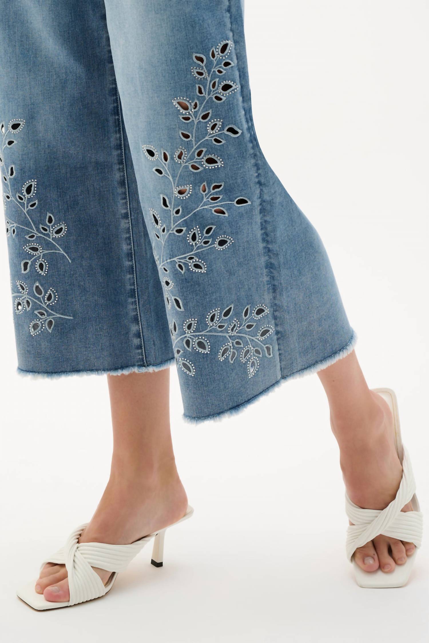Joseph Ribkoff - Embroidery Wide Leg Crop Jeans