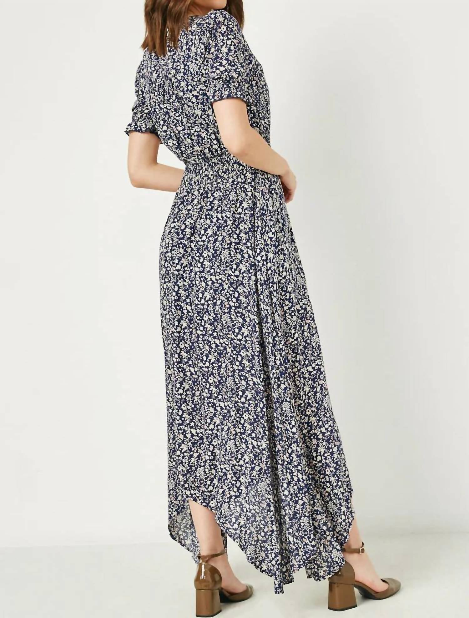 Hayden La - Floral Ruched Waist Maxi Dress