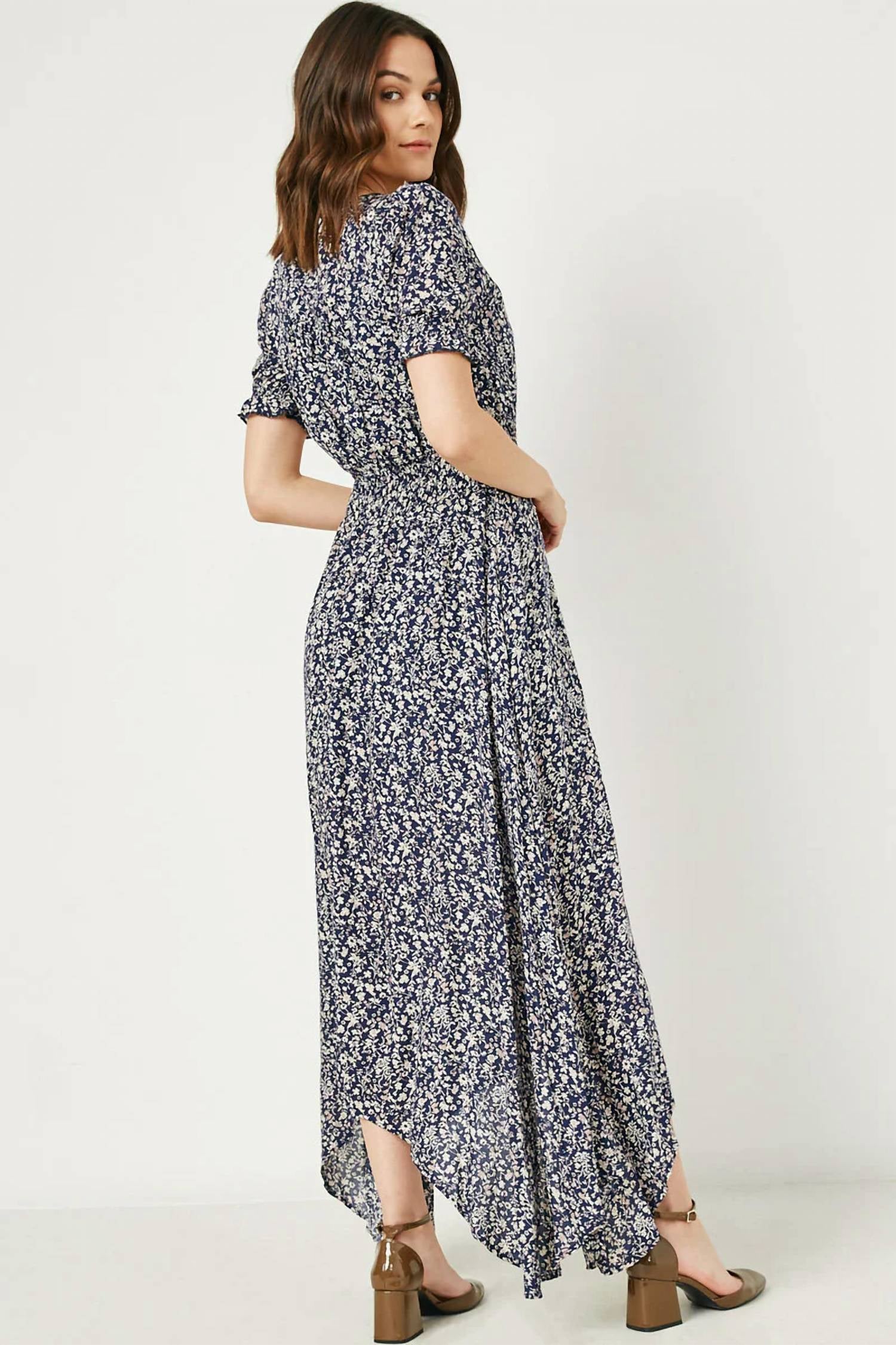 Hayden La - Floral Ruched Waist Maxi Dress