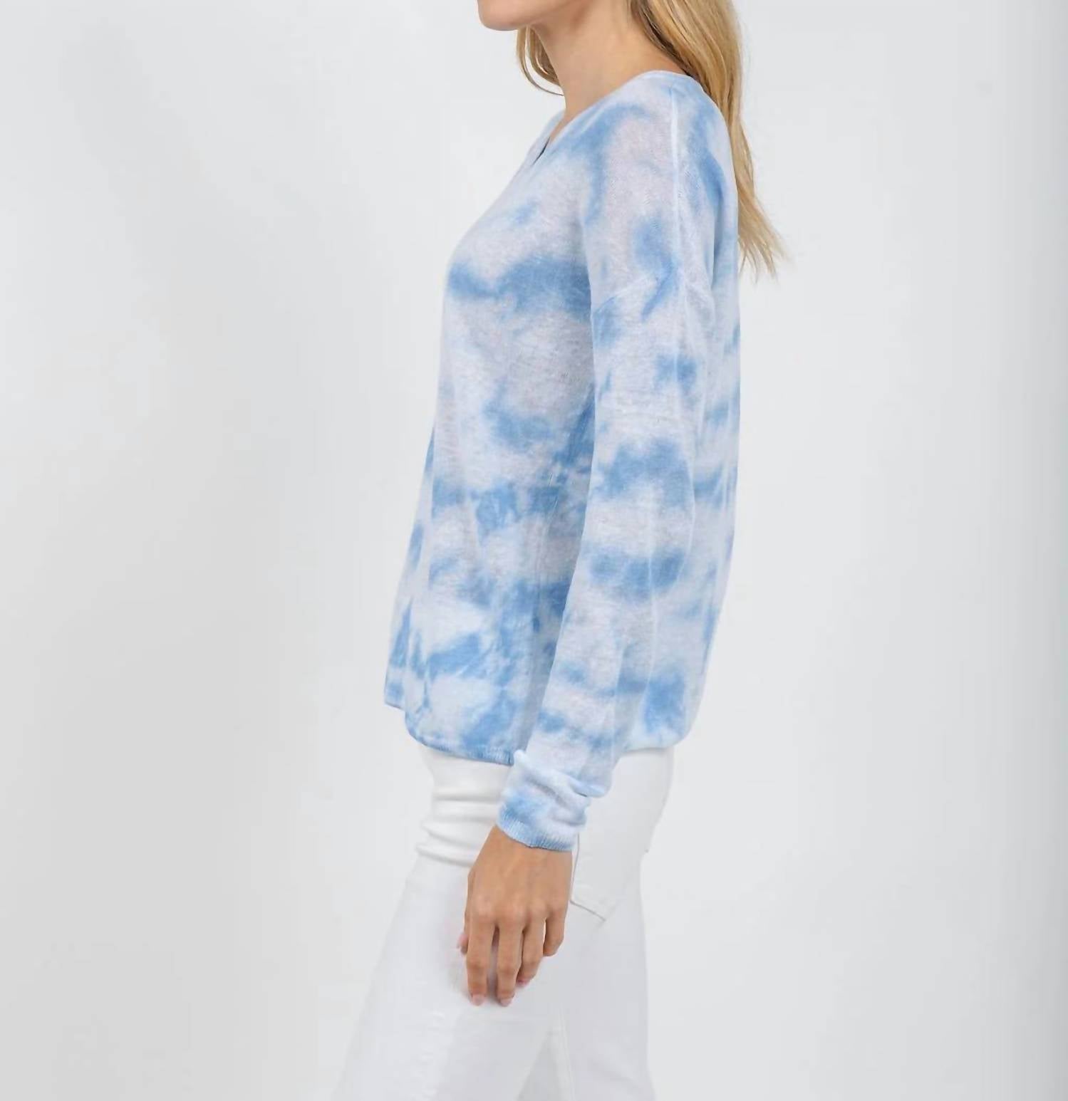 Elliott Lauren - Daydreaming Printed V Neck Sweater