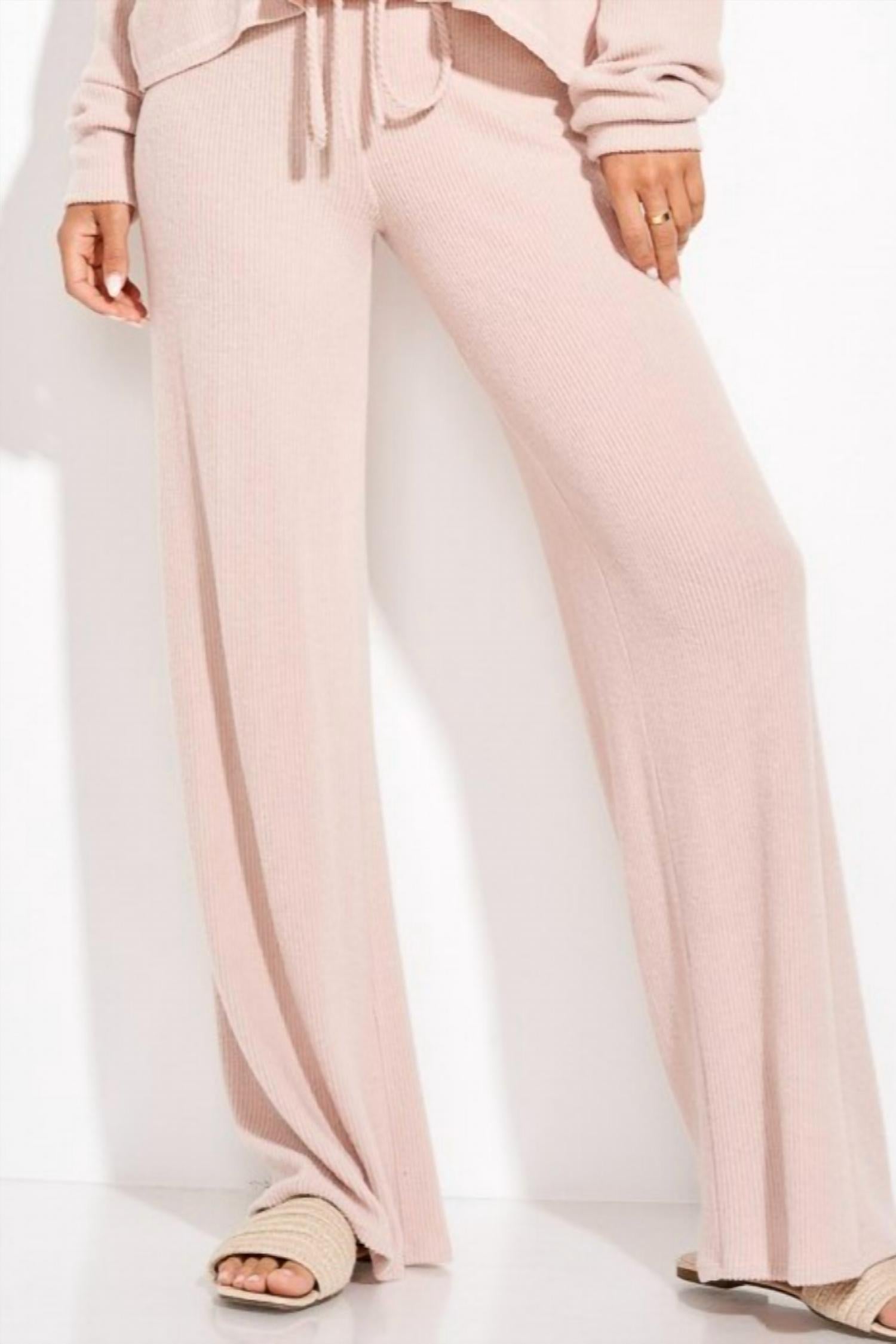 Phil Love - Leopard Leeping Holiday Loungewear