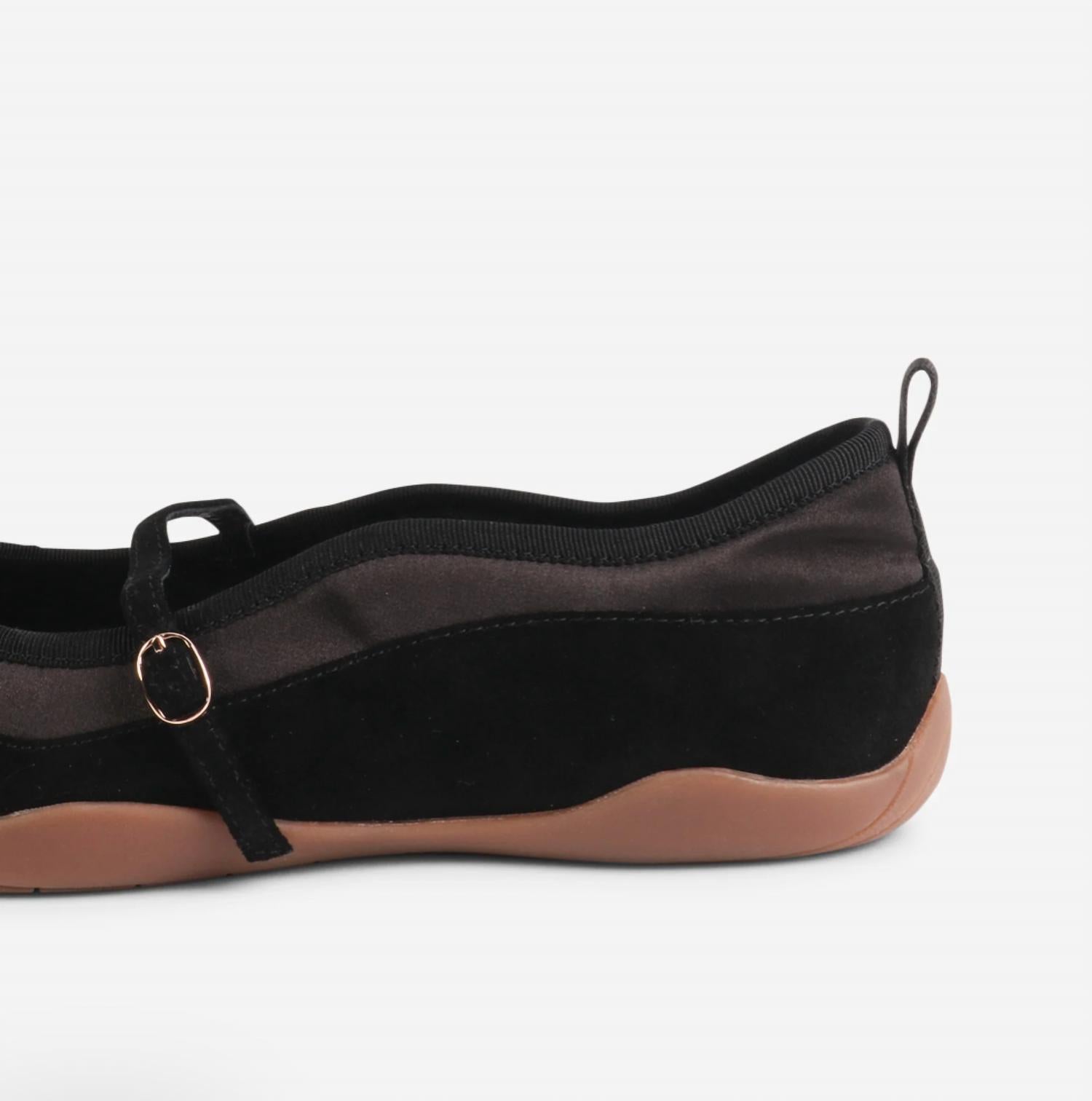 Intentionally Blank - Women's Pulse Suede Flats