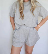 The Greii - Kristen Pleated Back Tee & Skort-style Shorts Set