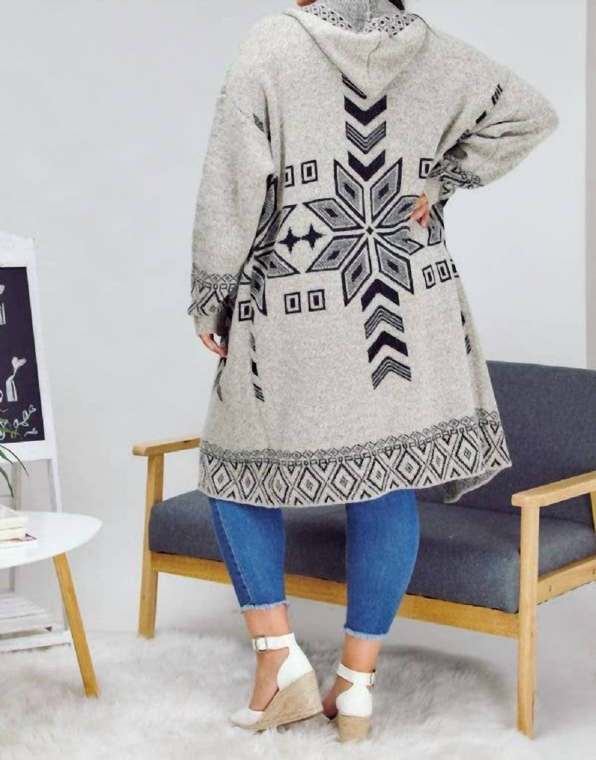 Davi & Dani - Snow Printed Long Sleeve Pockets Cardigan - Plus