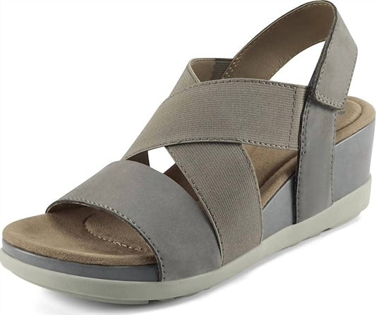 Earth - Women's Carren Wedge Sandals