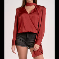 Elan - Dana Scarf Top