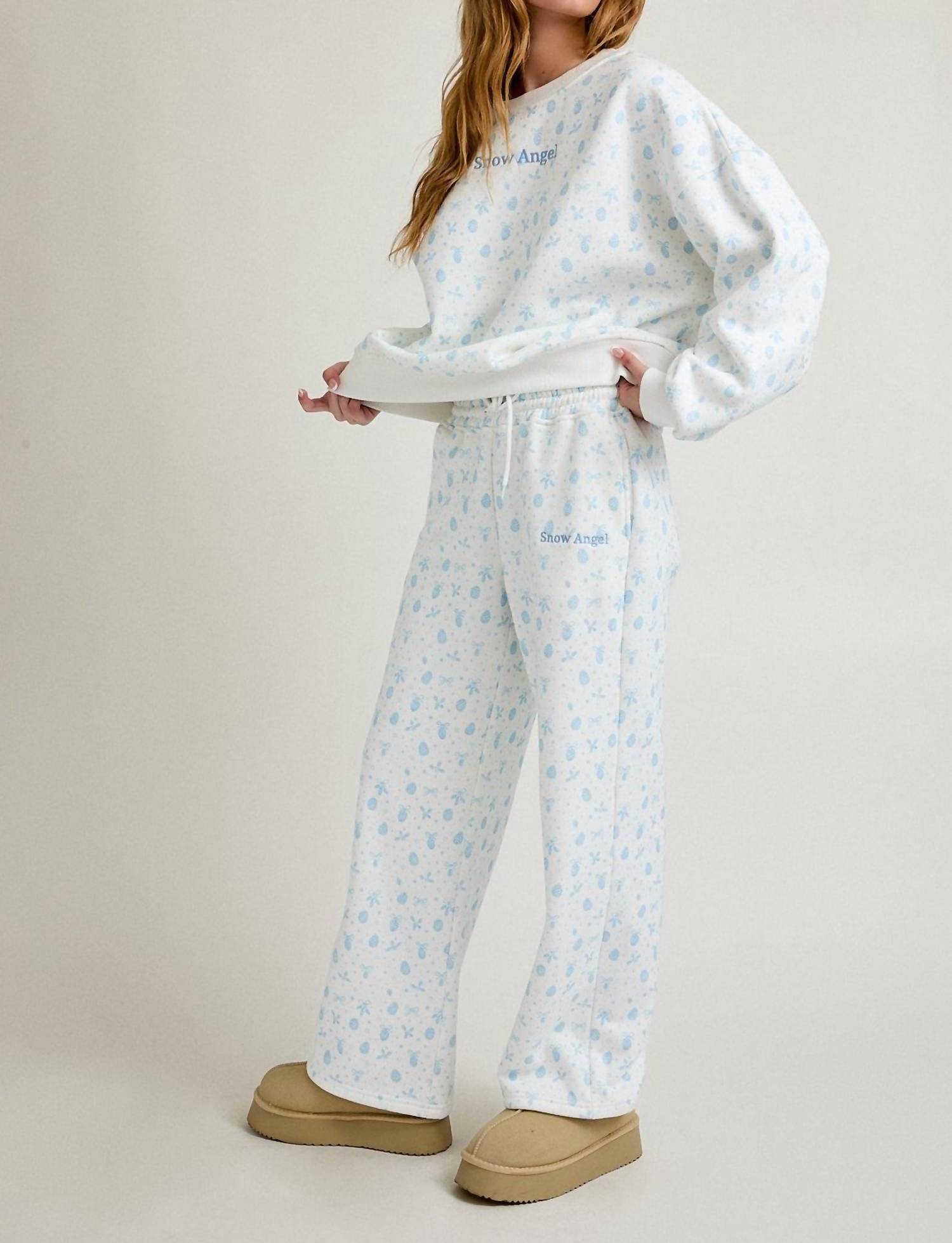 Le Lis - Oversized Snow Angel Sweat Set