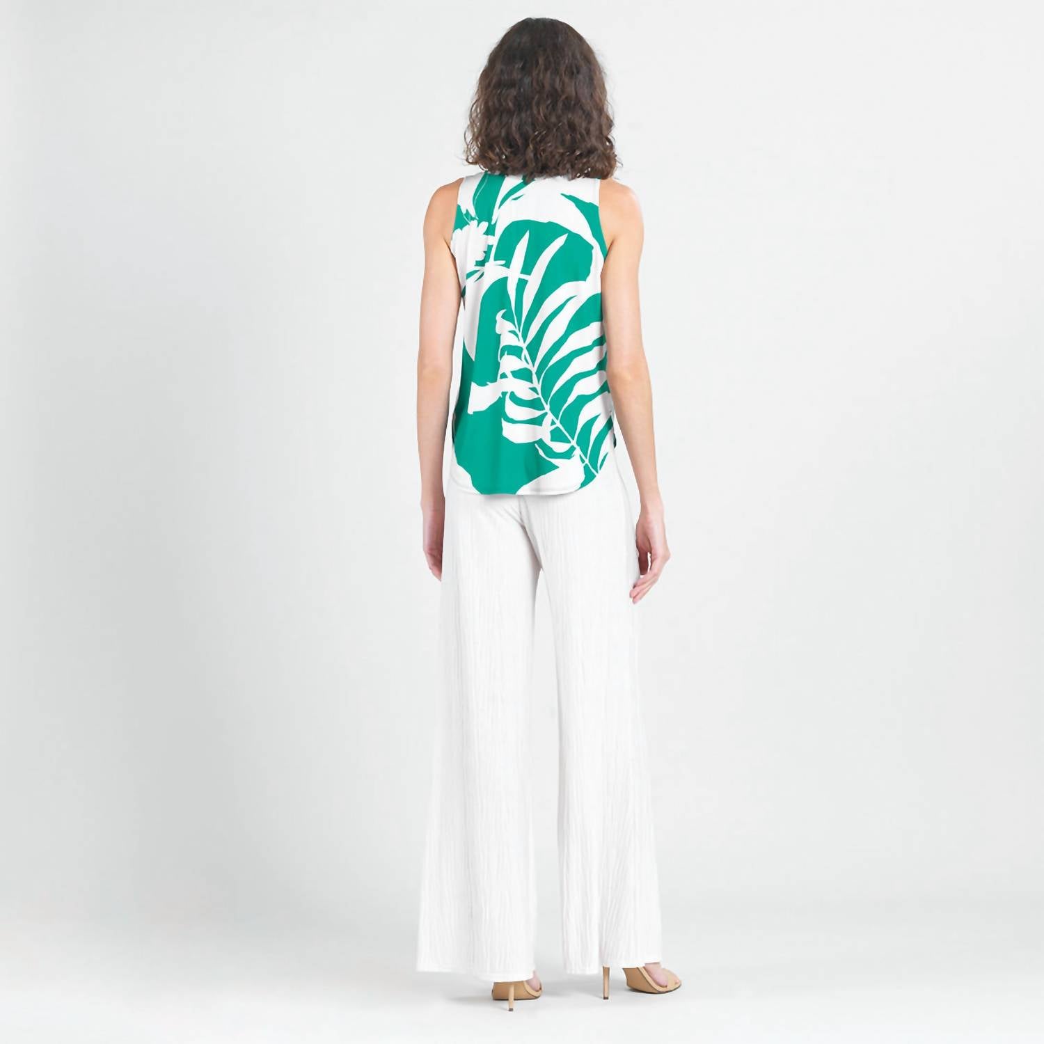 Clara Sunwoo - U-neck Curved Hi-low Tank