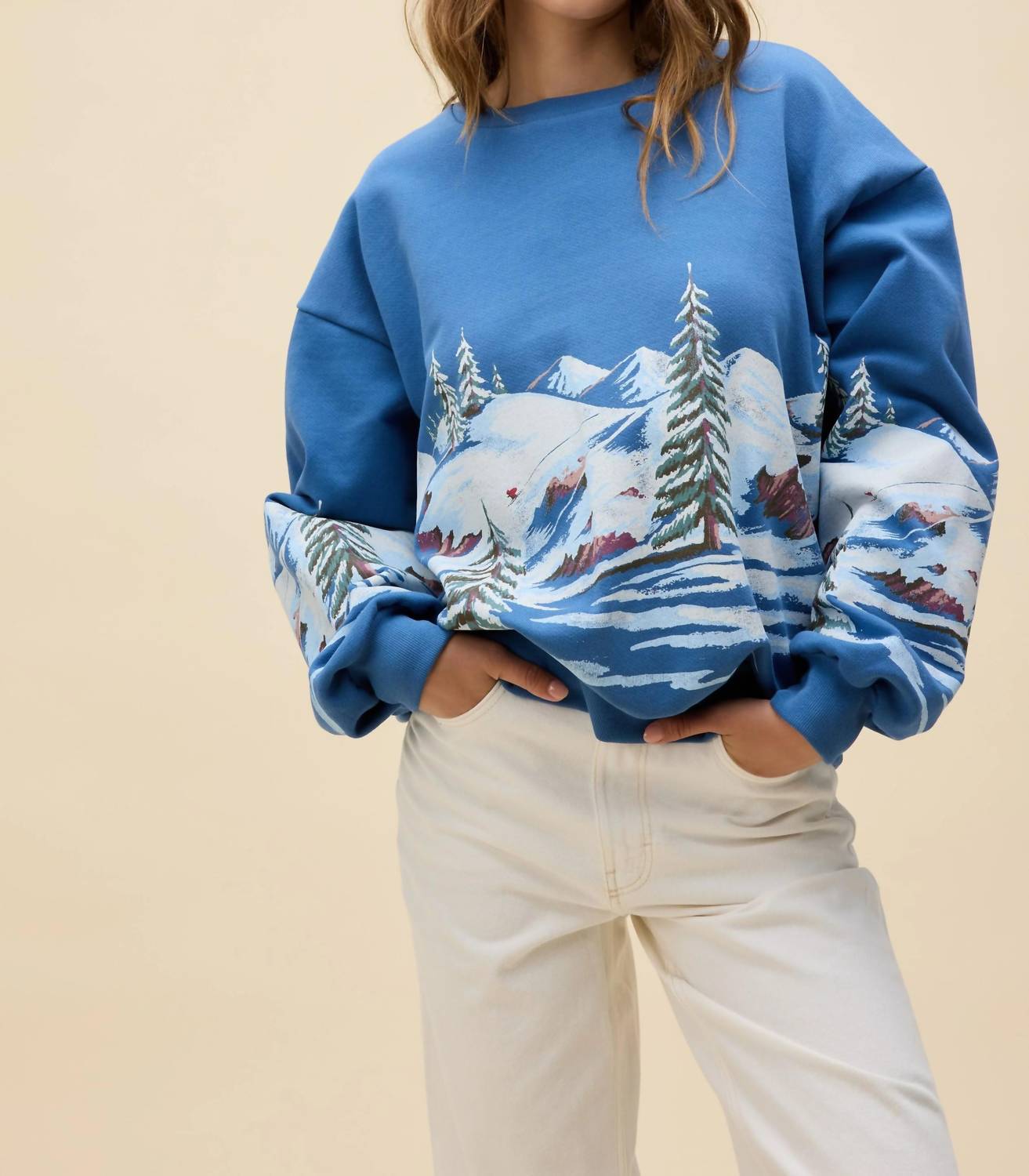 DAYDREAMER Alpine Ski Oversized Sweatshirt in blue - women's top