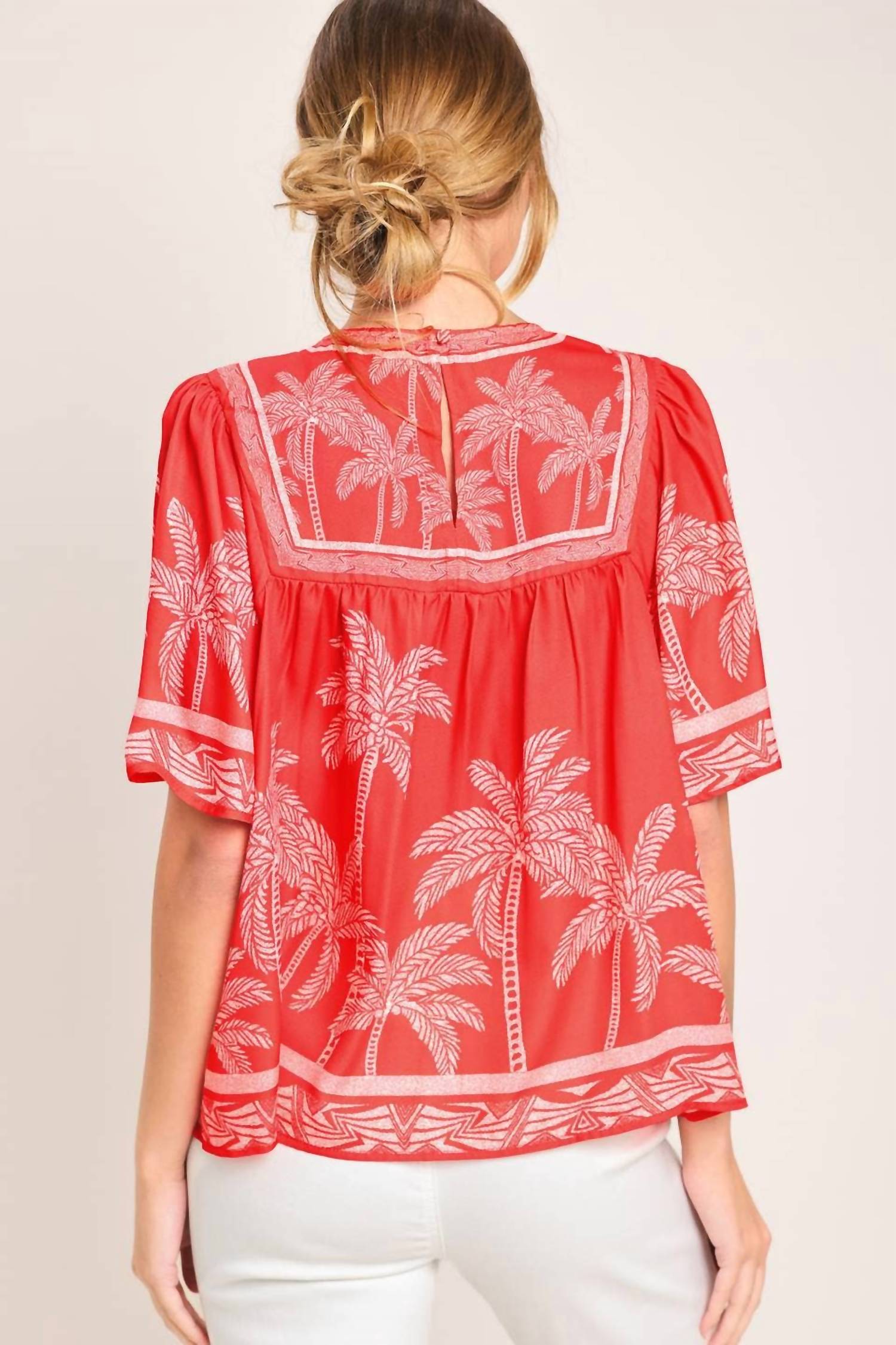 Flying Tomato - Printed Woven Top