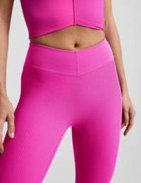 Beyond Yoga - Impulse Ribbed V-waist Pedal Pusher Leggings