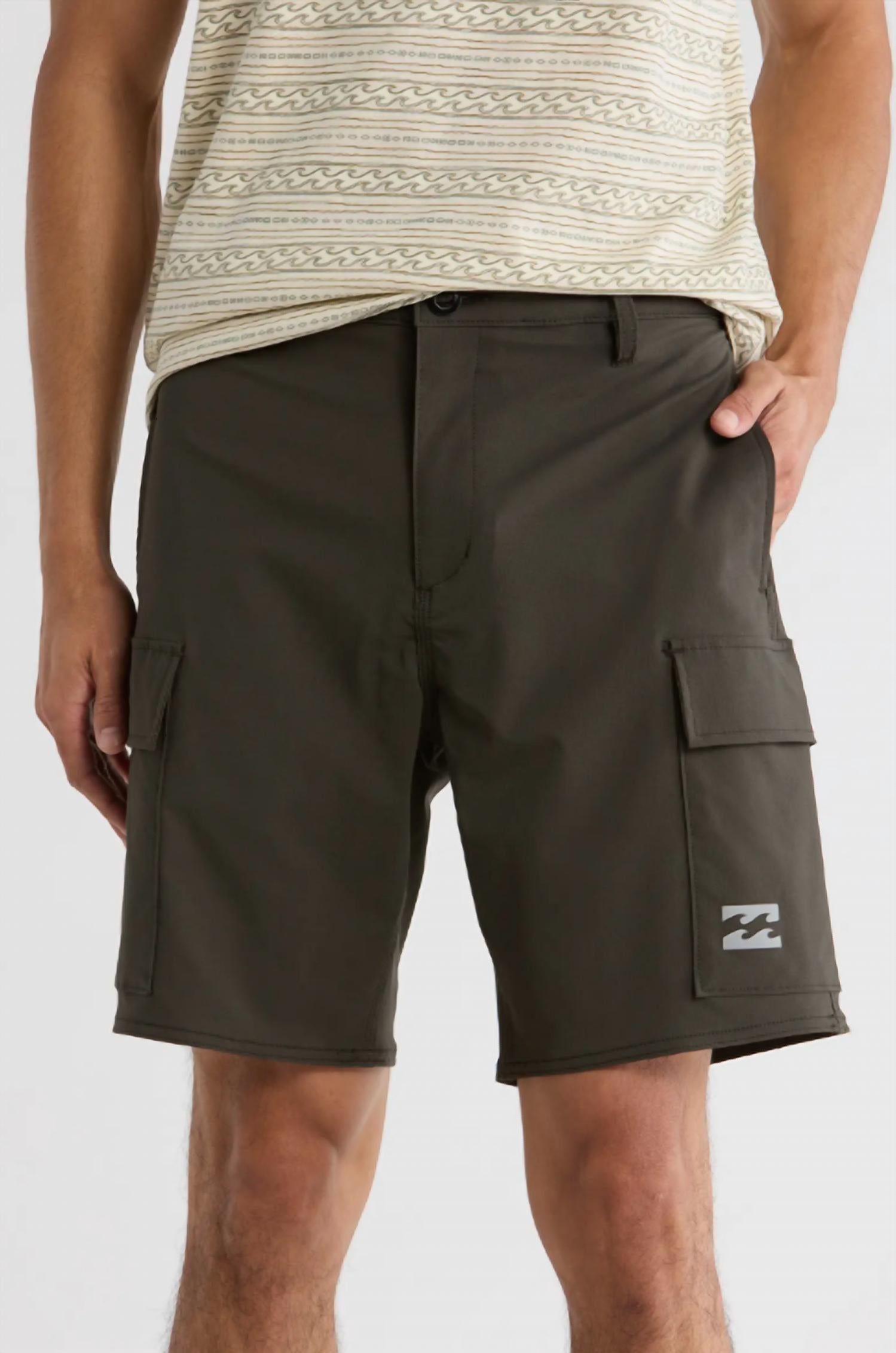 Billabong - Men's Quinn Hybrid 19 Shorts
