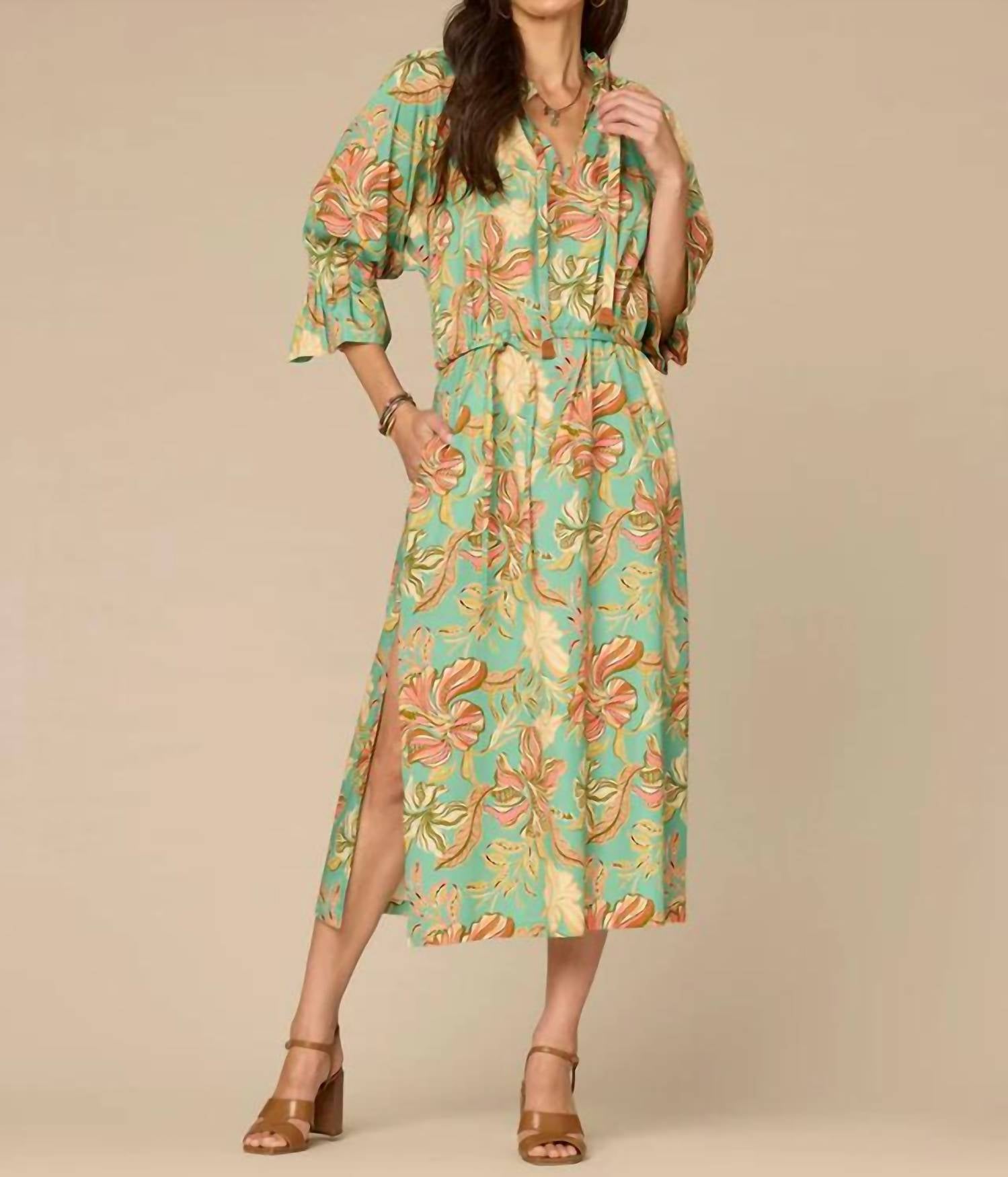Democracy - 3/4 Sleeve Ruched Neck Printed Dress