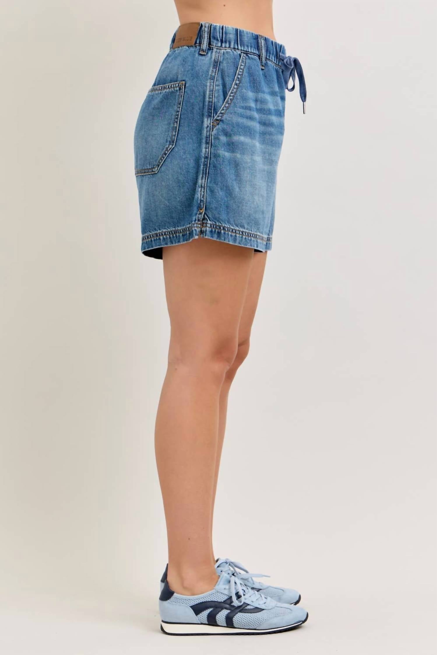 Judy Blue - High Waisted Featherweight Baggy Shorts