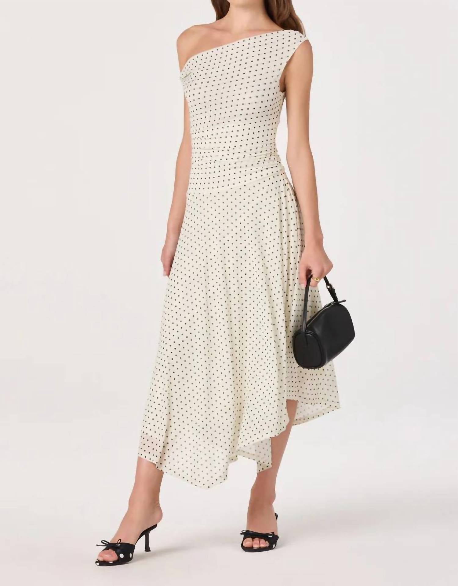 Astr - Ciarra Midi Dress
