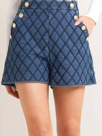 Flying Tomato - A Quilted Woven Short