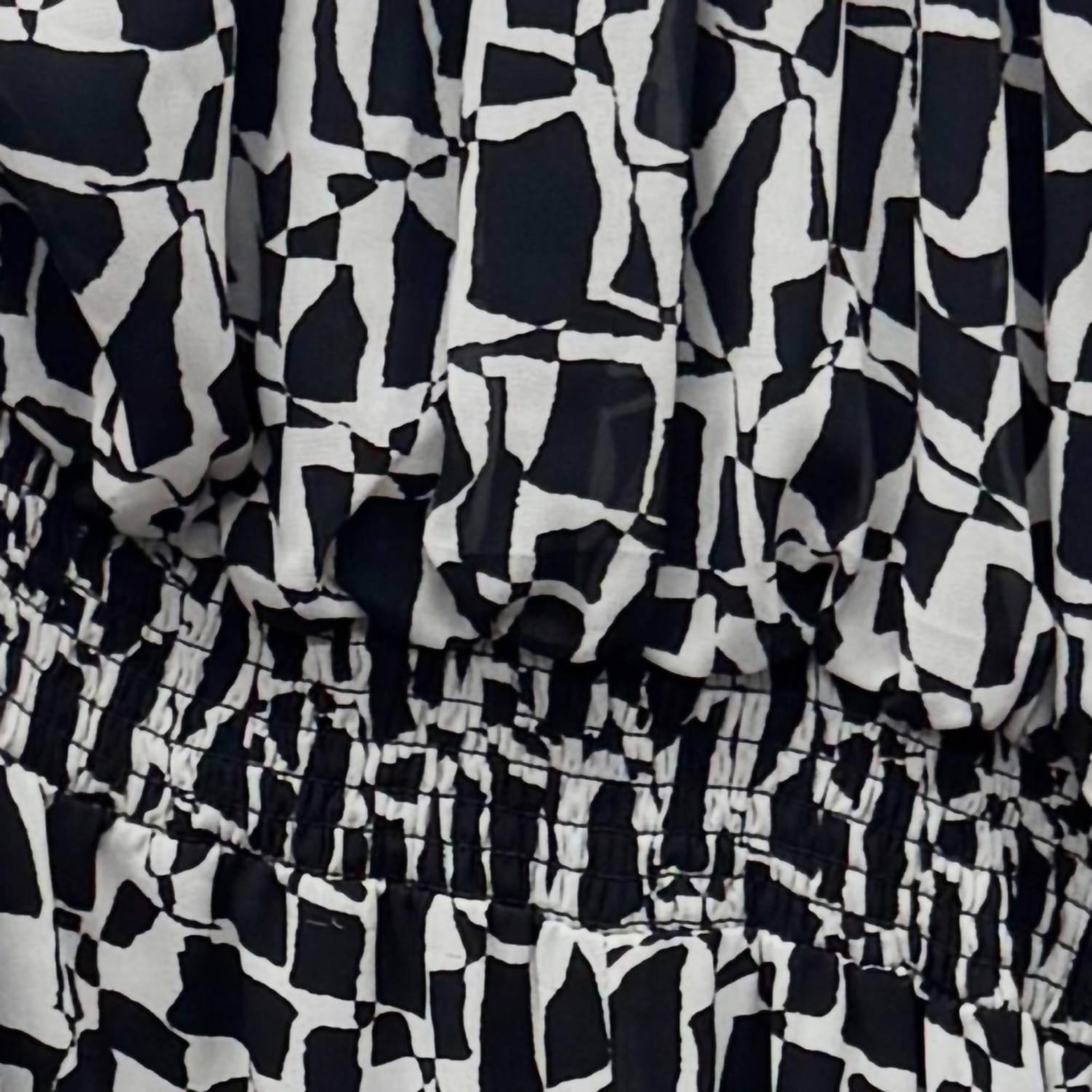 VINCE CAMUTO Chic Jumpsuit in black and white - women's pants - detail view