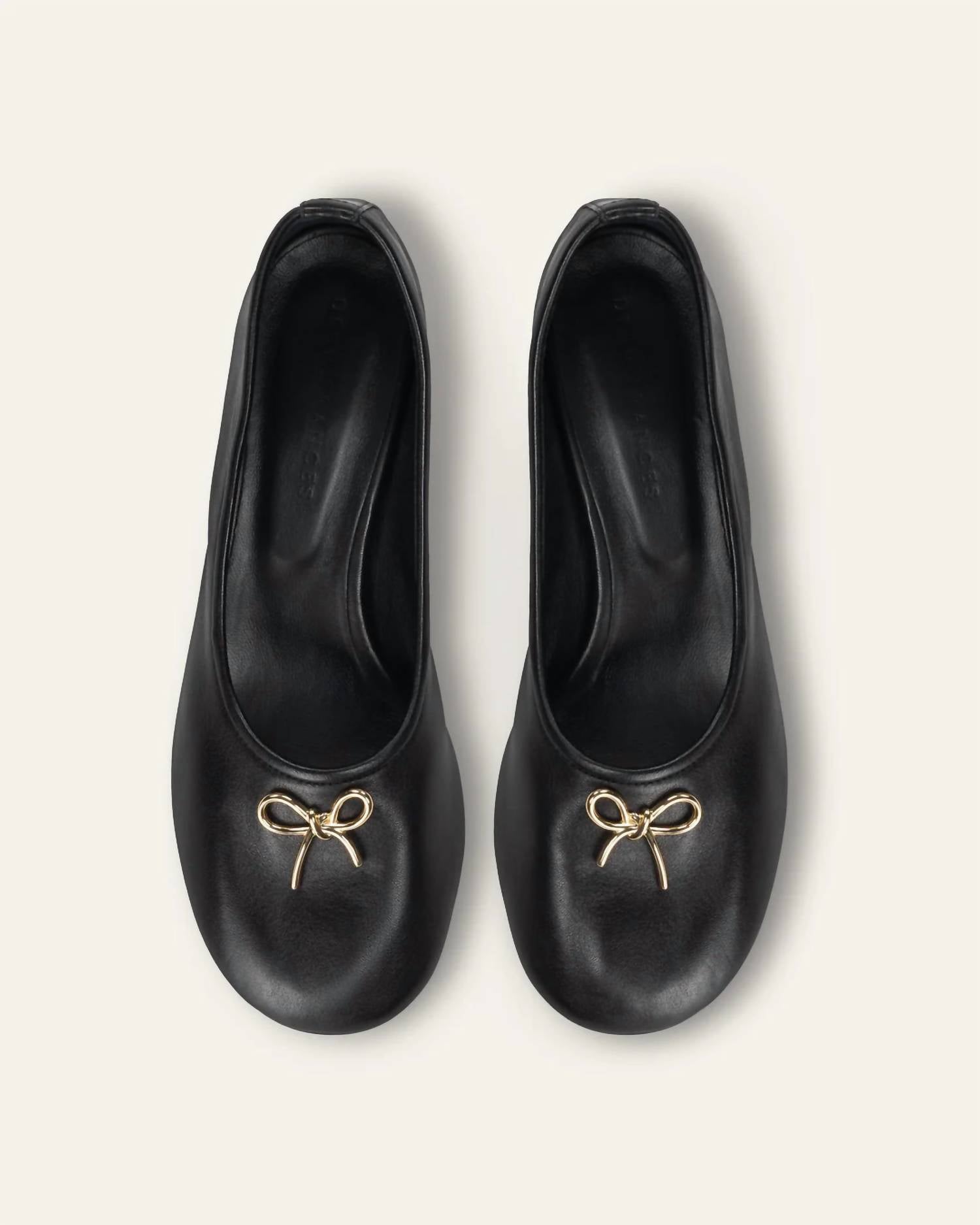 Dear Frances Women's Balla Pump in black - women's heels - detail view