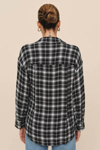 Bella Dahl - Boyfriend Button Down Shirt