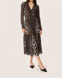 Soaked In Luxury - Valdora Long Sleeves Wrap Midi Dress
