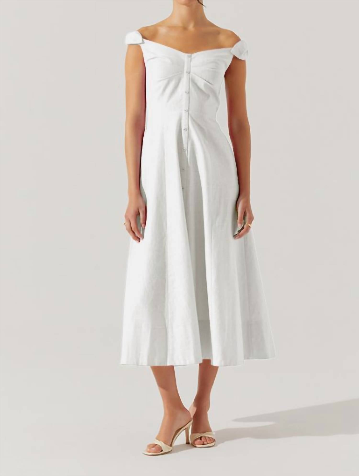 Astr - Charelin Dress