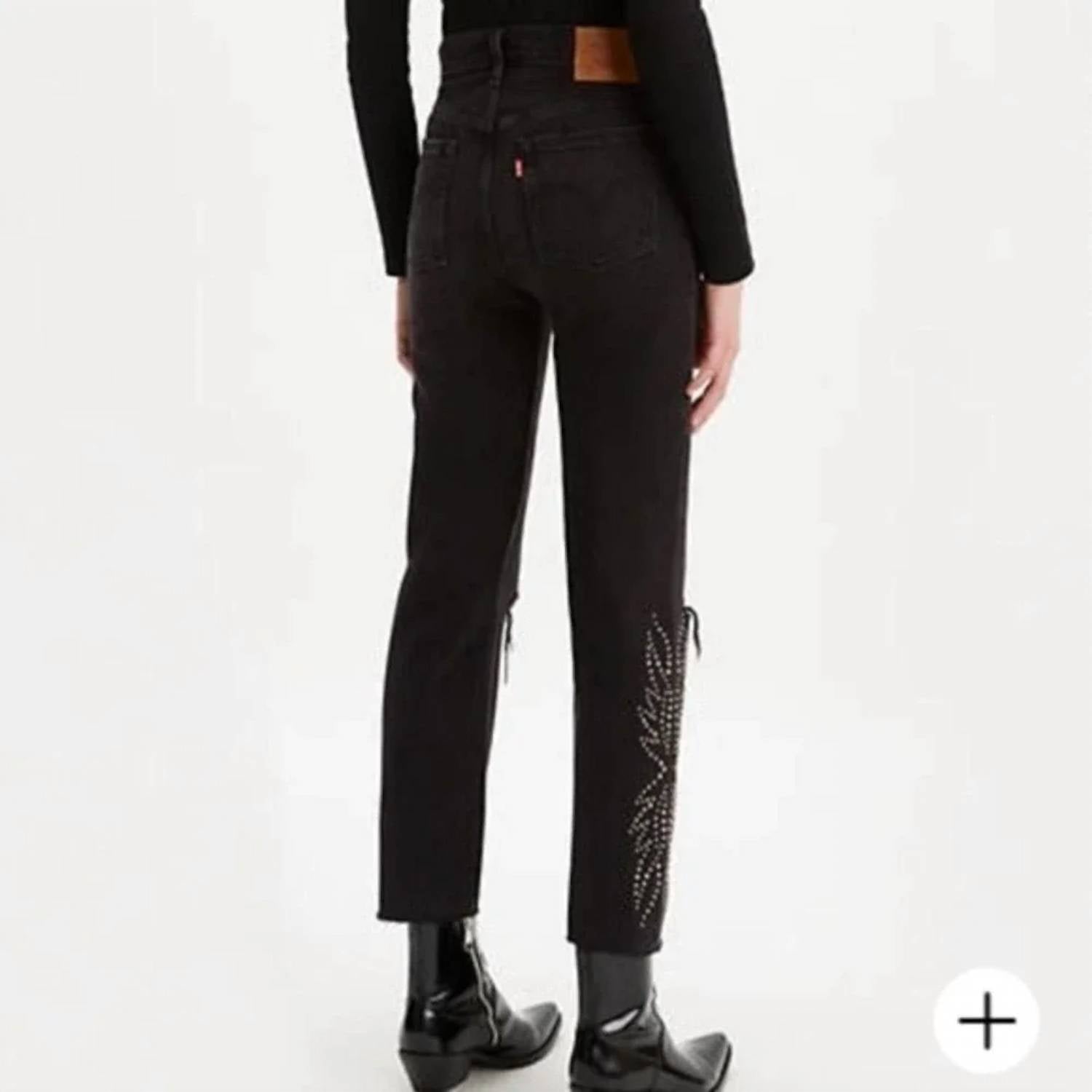 Levi'S - Women's 501 Original Cropped Studded Jeans