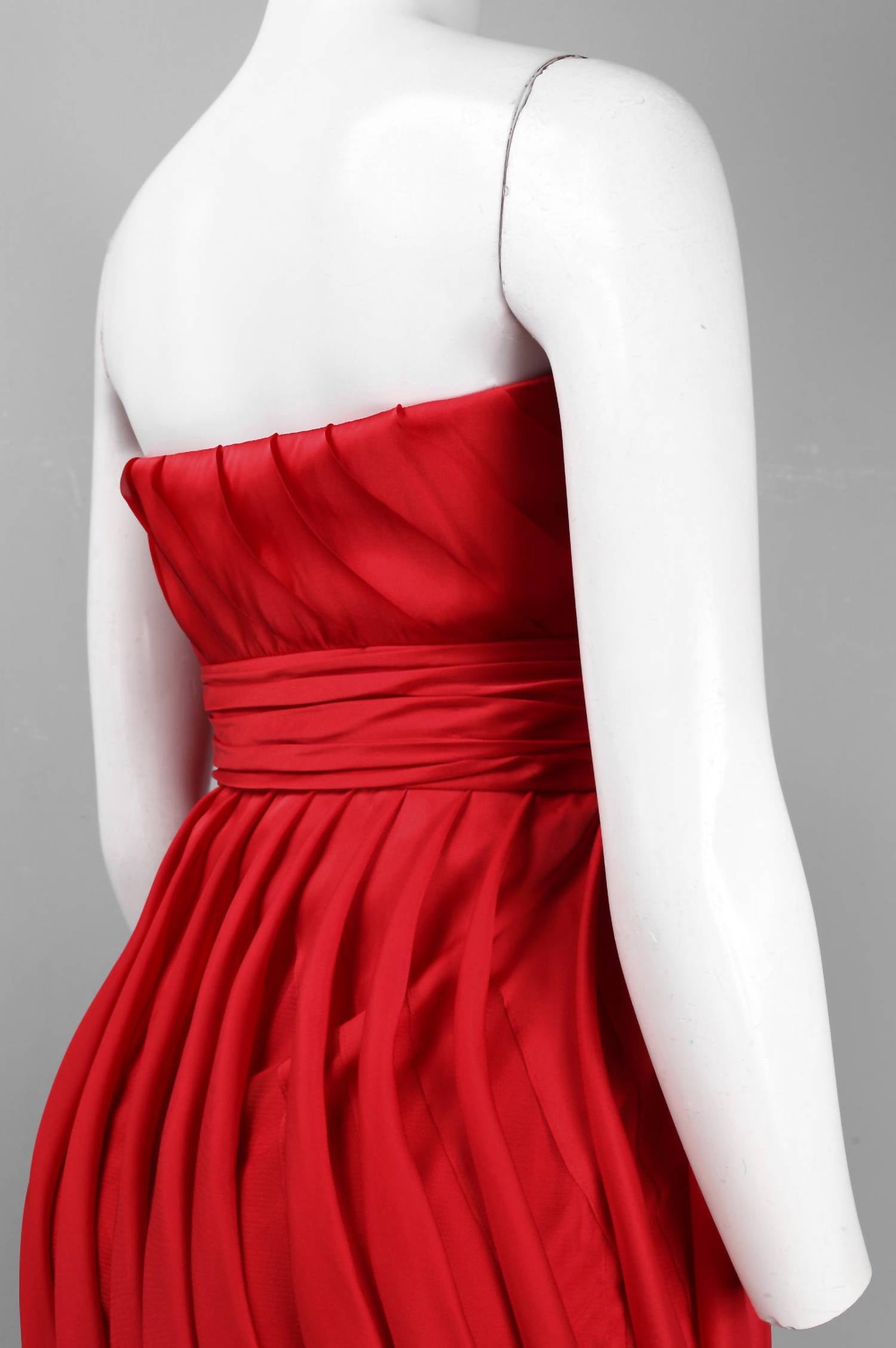 Monique Lhuillier - Women's Strapless Pleated Party Dress