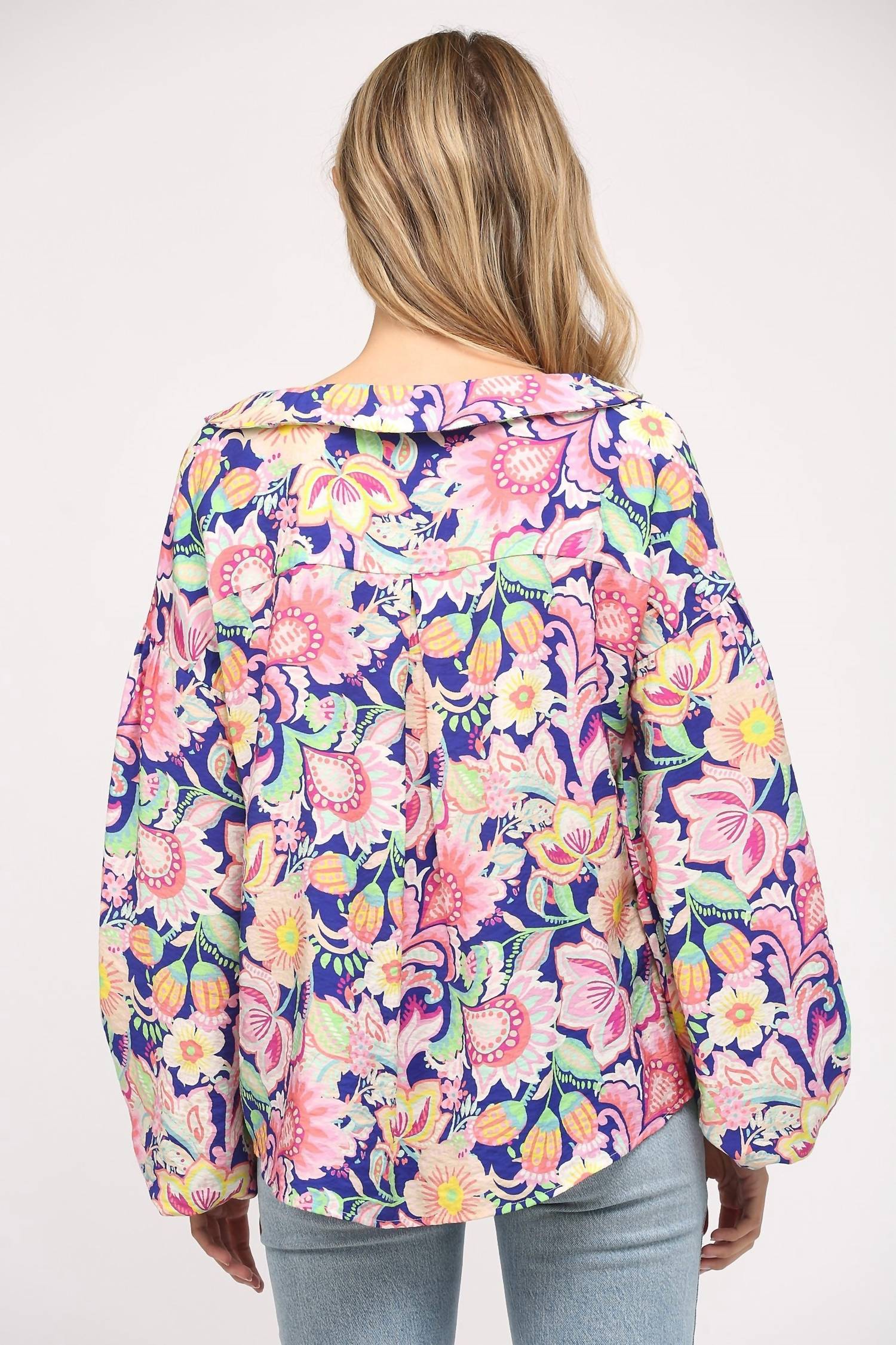 Fate By Lfd - Flower Print Split Neck Blouse