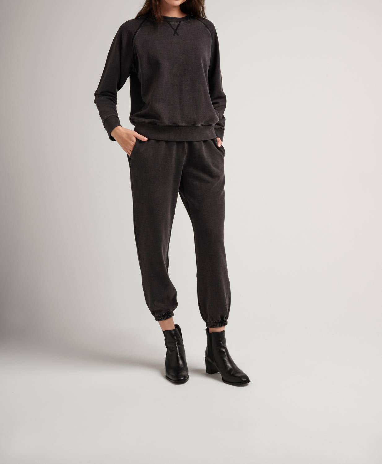 Richer Poorer - Unisex Classic Sweatshirt