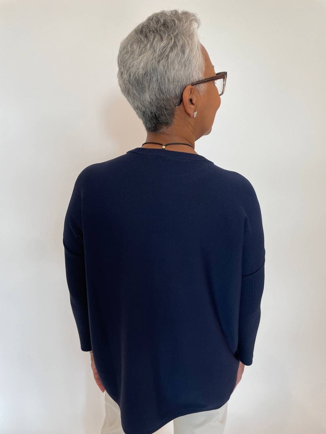 Billie - Wendy Knit Boxy Crewneck Long Sleeve Sweater