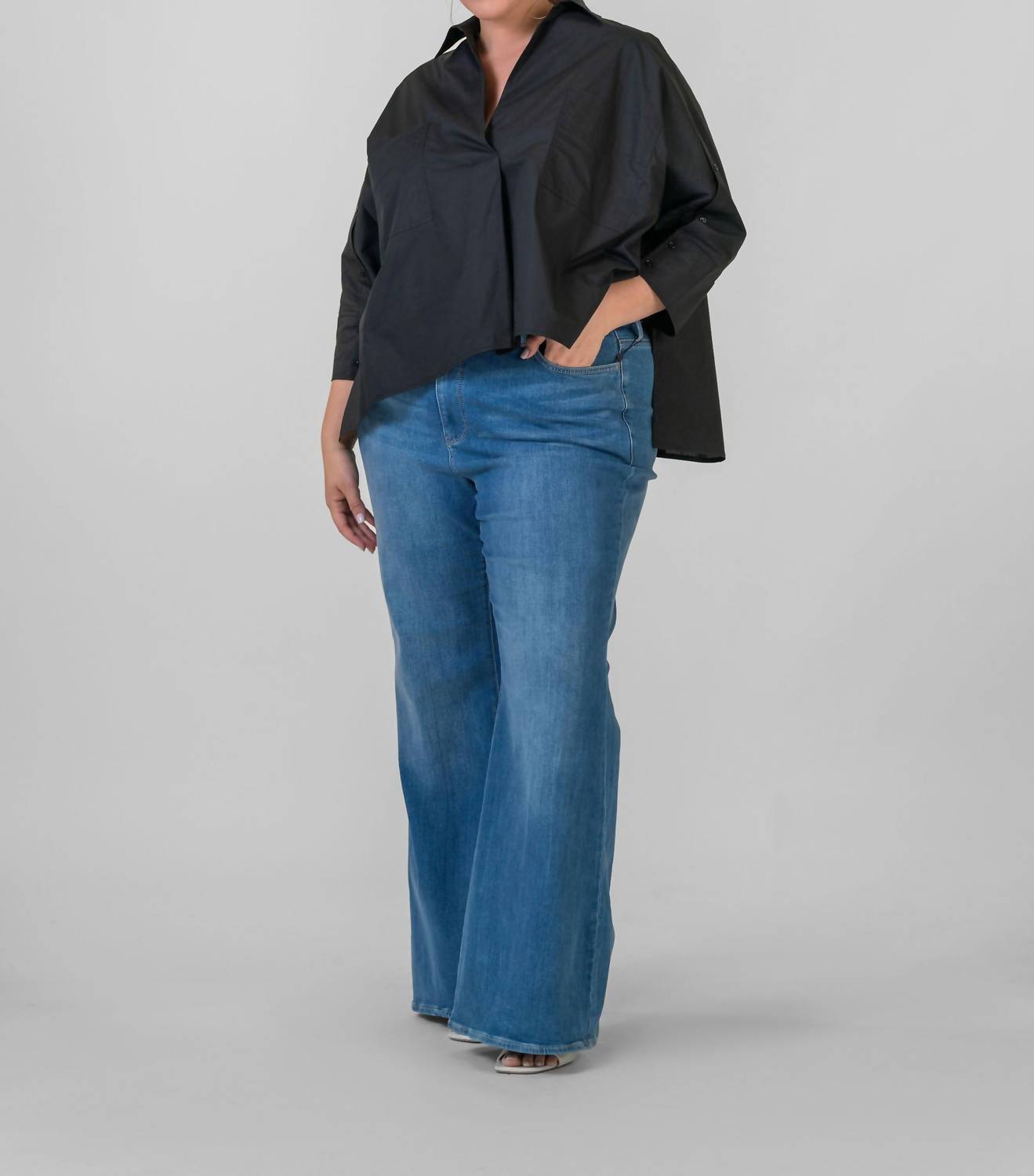 Psophia - Camisa Cut Out