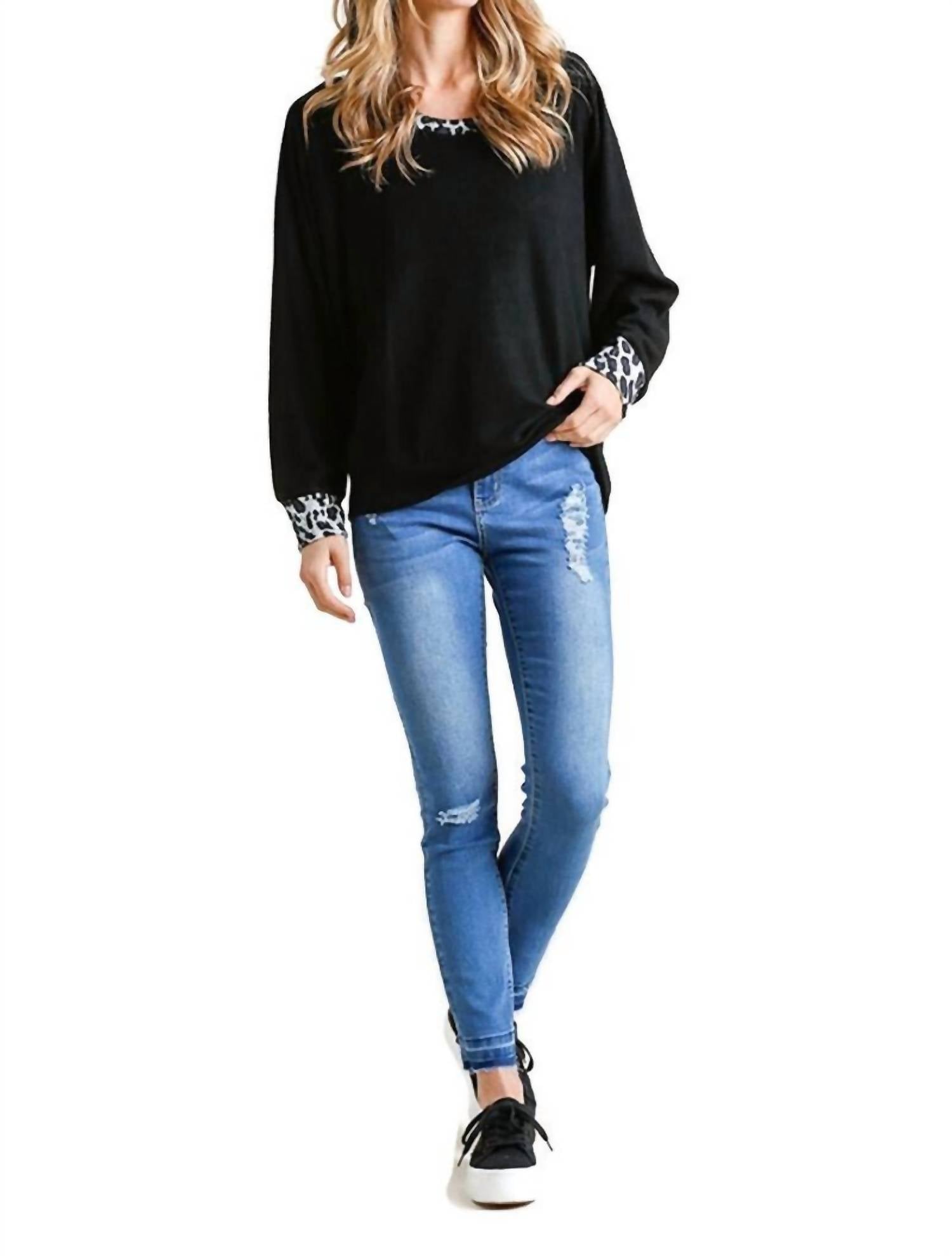 Umgee - Leopard Print Trimmed Top