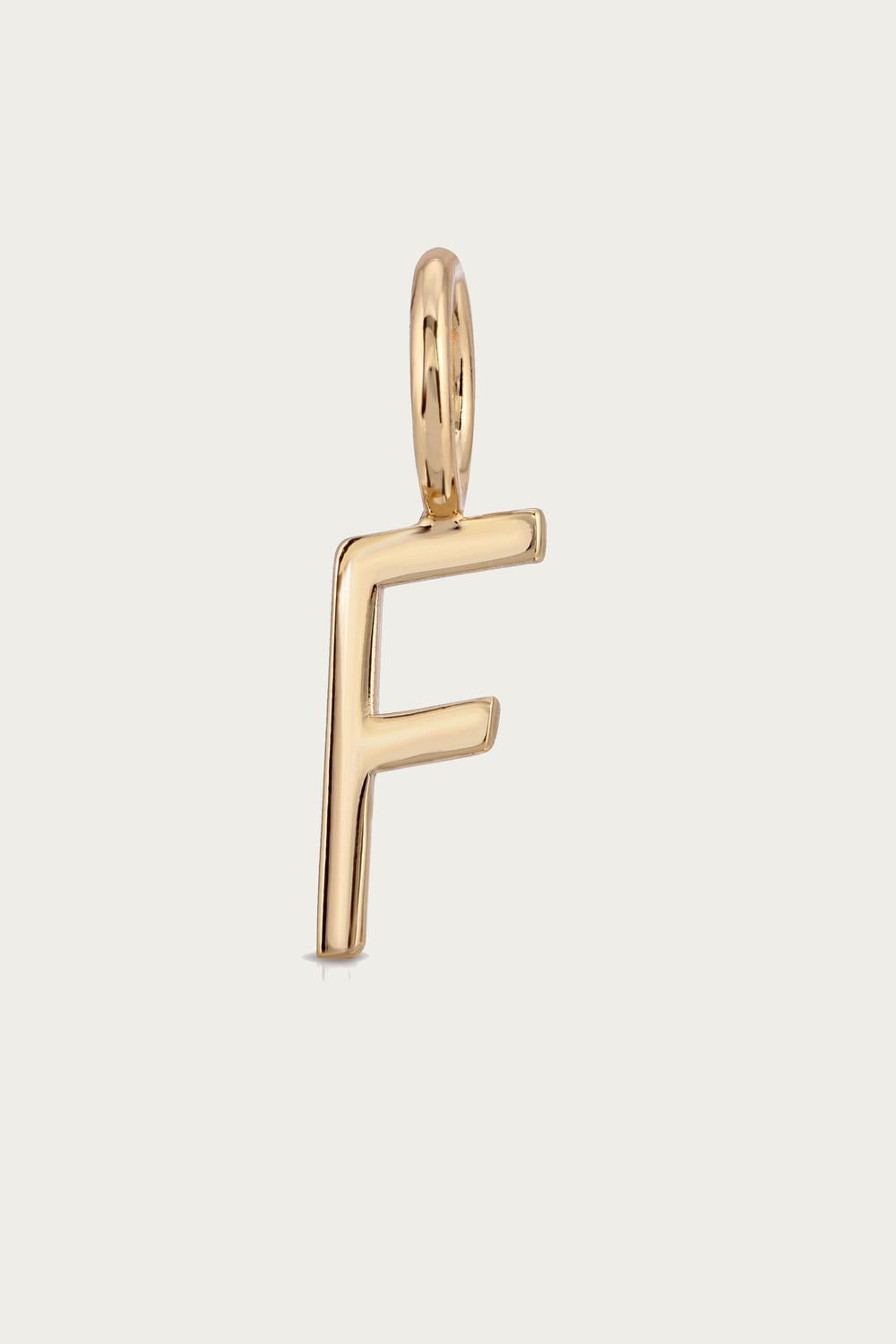 ESSENTIAL LETTERS PENDANT