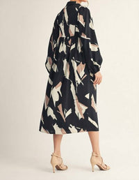 Jodifl - Chest Smocking Detail Abstract Print Midi Dress