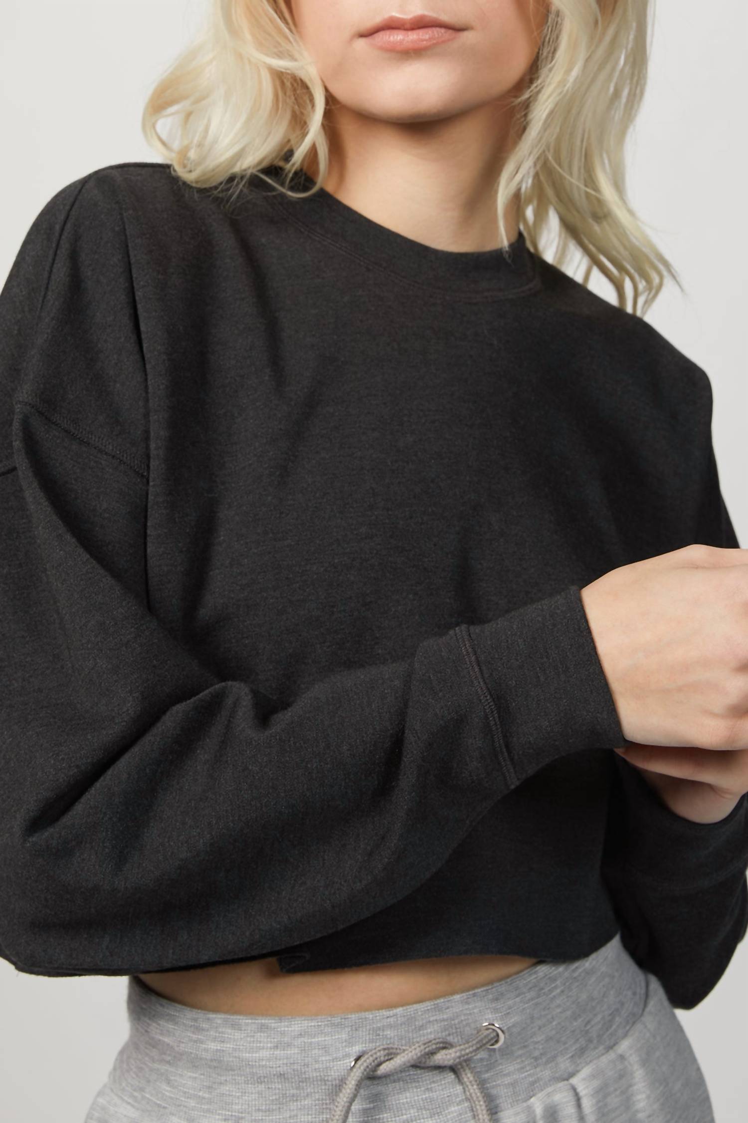 We Wore What - CROPPED SWEATSHIRT