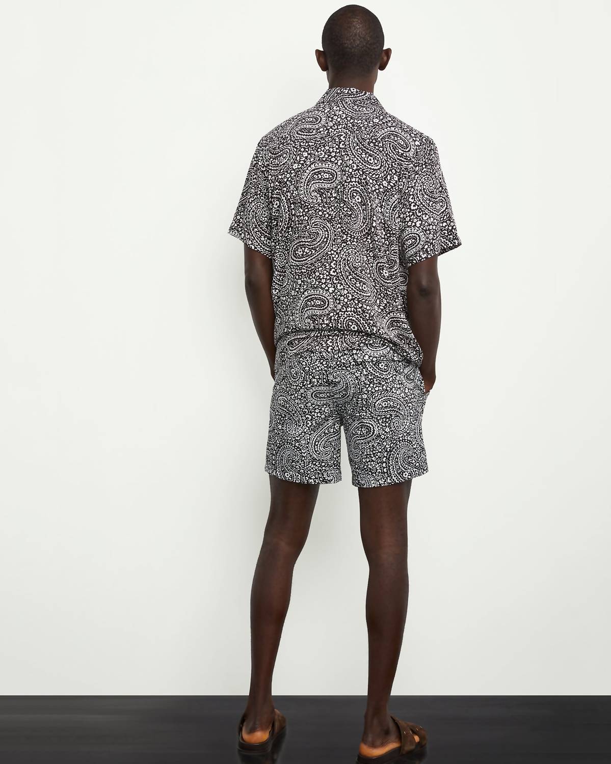 MEN VACATION PAISLEY SHIRT