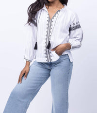 Elliott Lauren - Bohemian Style With Embroidery Top