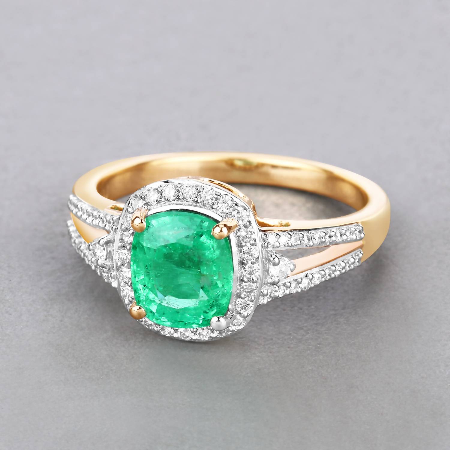 Diana M Jewels Women's Cushion Natural Ethiopian Opal Fashion Ring (1.65 Ct) - Classic in 14k yellow gold - women's jewelry - detail view