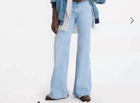 Levi'S - Women's Premium Ribcage Bell Jeans
