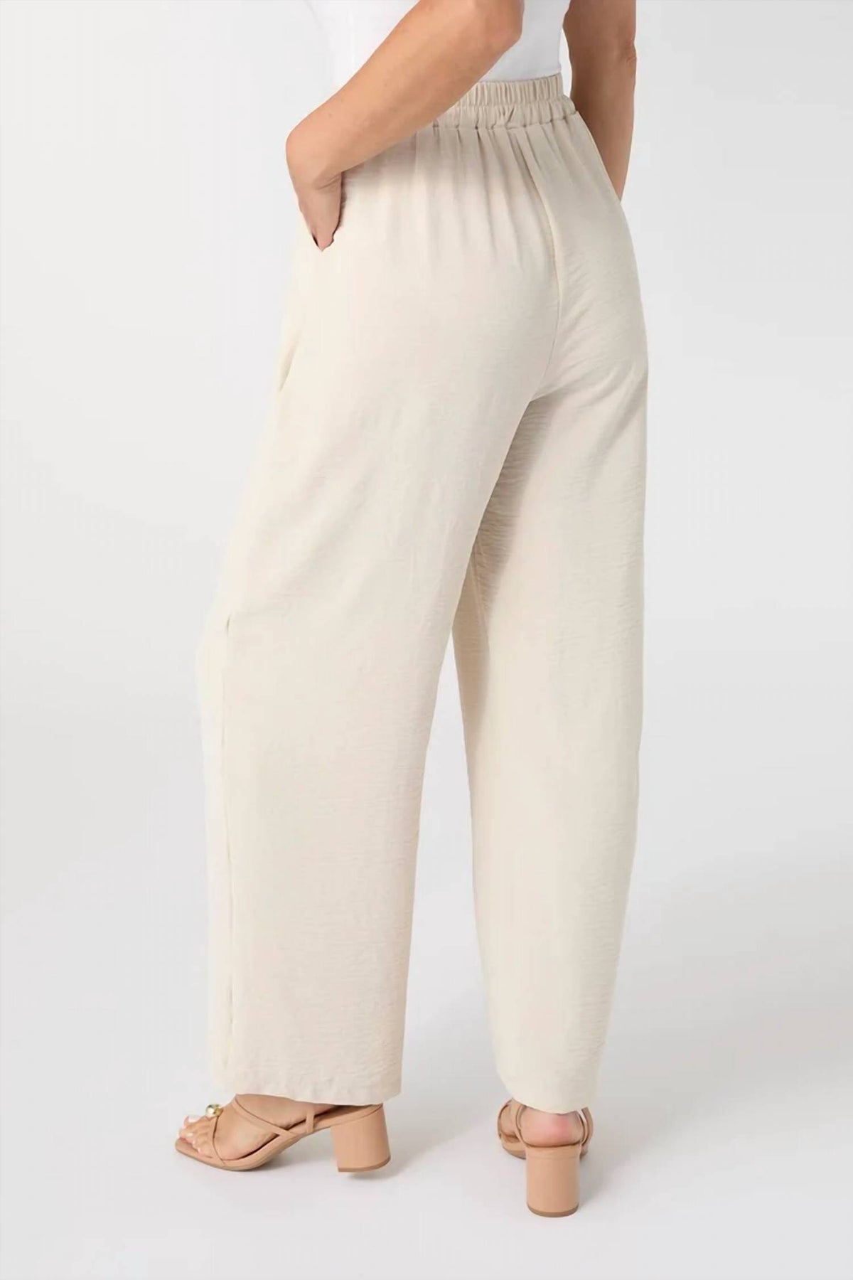 Coco + Carmen - Daphne Flowy Pleat Front Pant