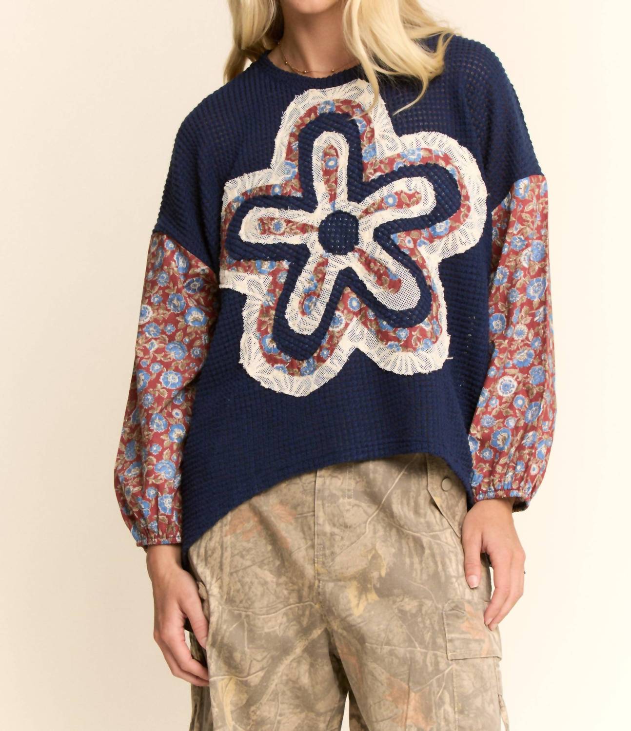 Davi & Dani - Waffle Knit Floral-sleeve Top