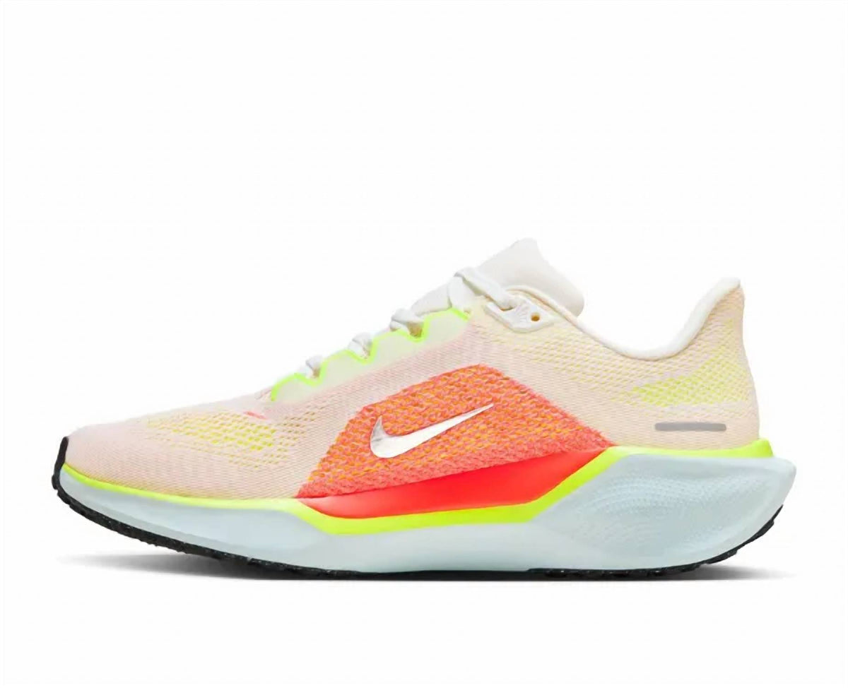 Nike - Women's Pegasus 41 Sneaker